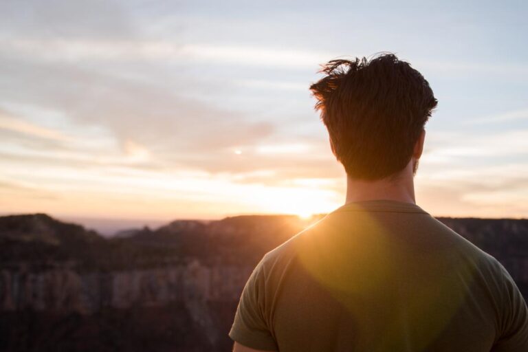 a young man learns to come to terms with his mental illness without letting it define his identity