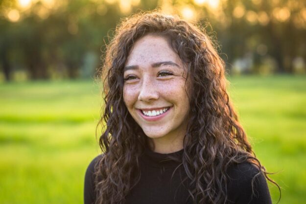 girl in the outdoors learning about ai and mental health